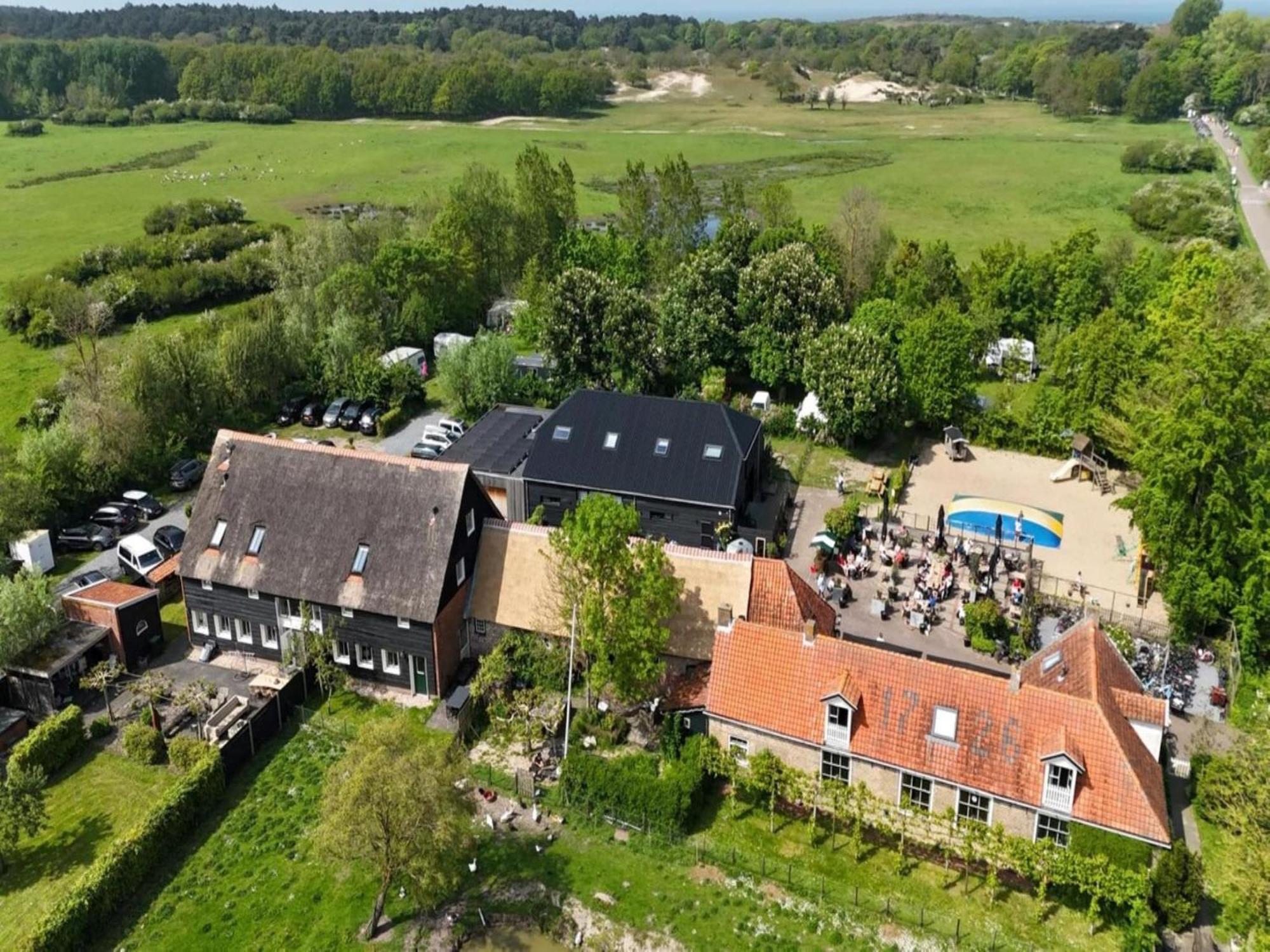 Cozy Holiday Home In Vrouwenpolder Close To The Beach Esterno foto