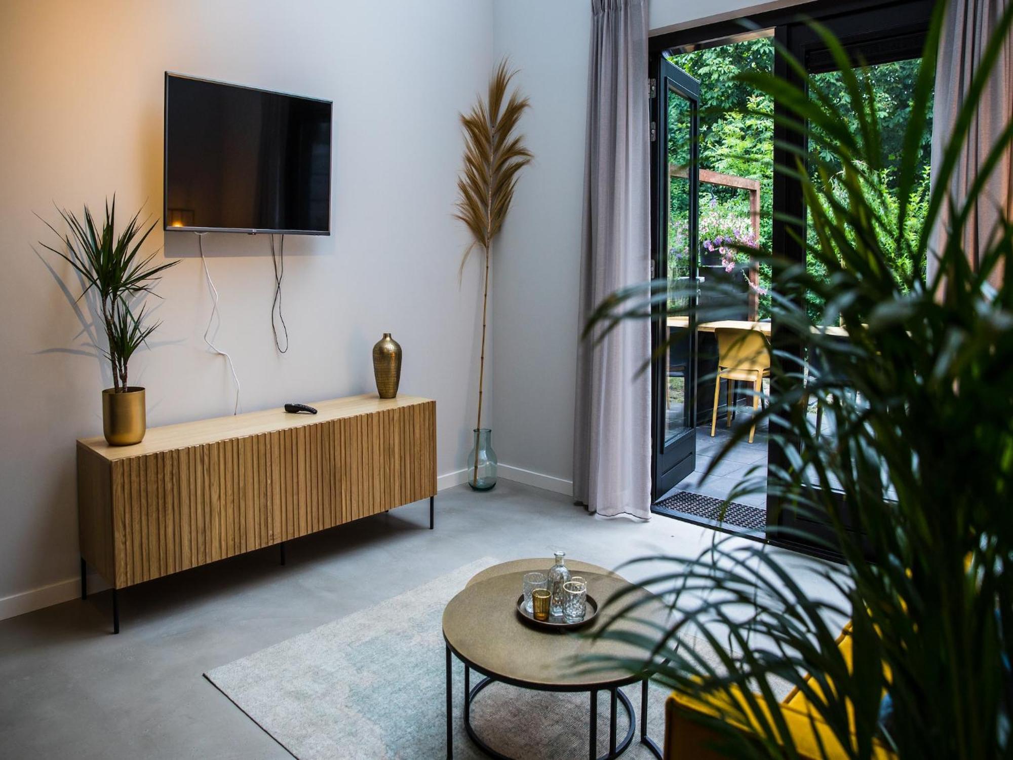 Cozy Holiday Home In Vrouwenpolder Close To The Beach Esterno foto